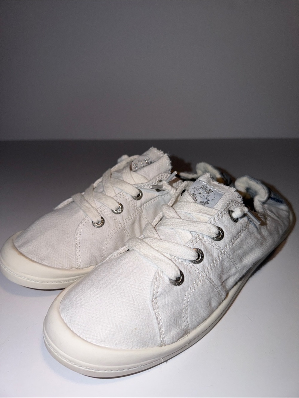 Roxy White Slip-On Lace-Up Canvas Flats